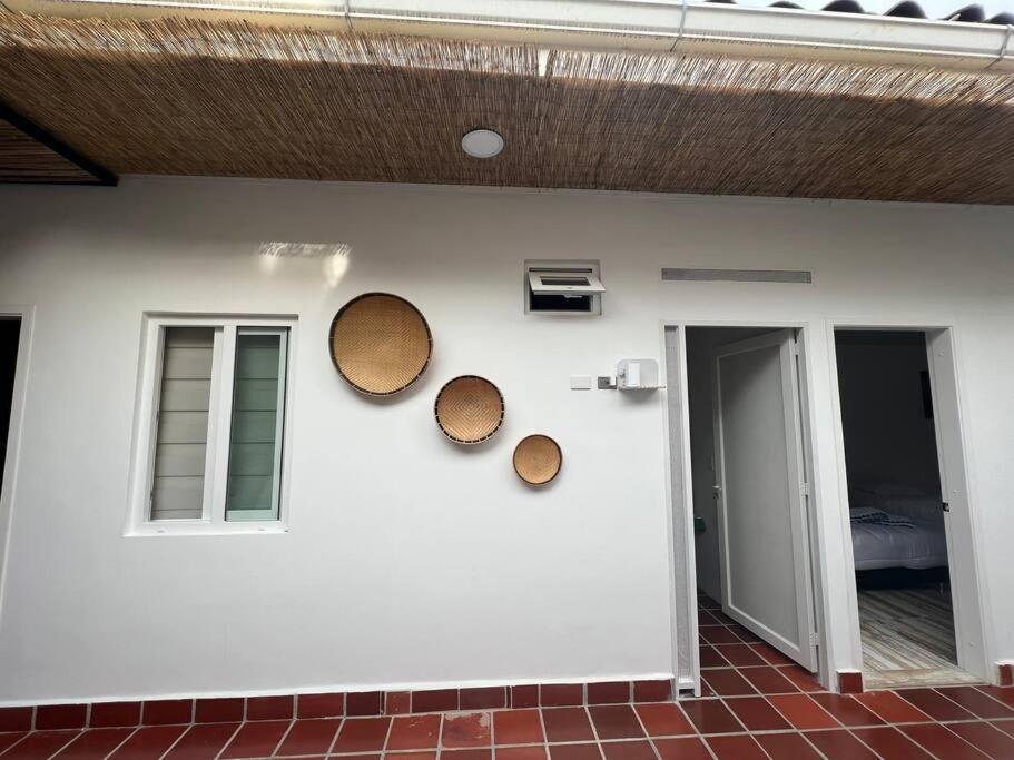 Nueva En San Antonio Cali, La Casa De Tona Villa Exterior photo